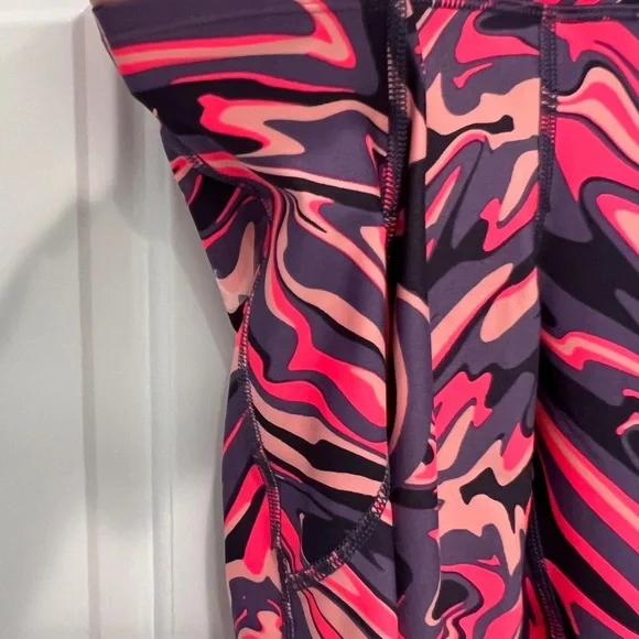 NWT Under Armour Medium Compression Ankle Leggings - Picture 3 of 7